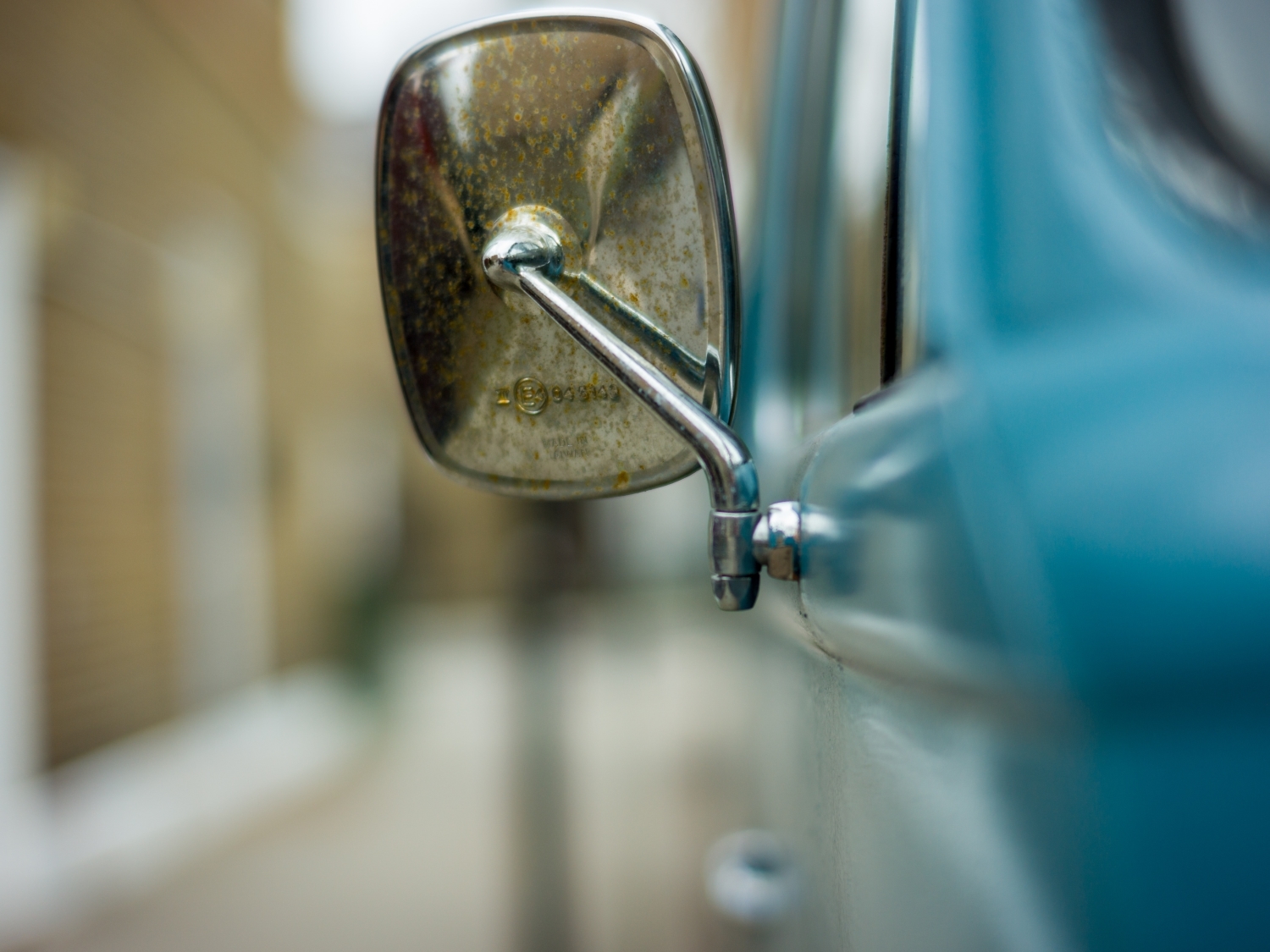 Manual focus in photography